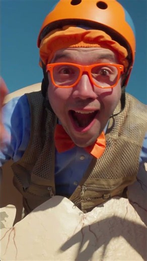 Baby Dino Blippi BREAKS OUT His Egg! #dinosaur #blippi