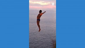 Acapulco cliff divers perform for 1st time since Hurricane Otis