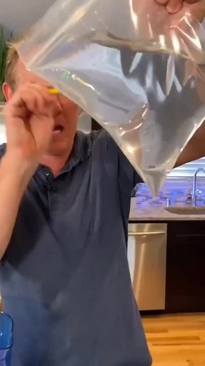 How to Safely Mix Ingredients in the Kitchen