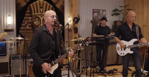 ‘Overkill’(Men At Work) Cover Performed by The HSCC featuring Danny Lopresto & Jordan Lennon Highest Quality Version: https://youtu.be/oKIjfook8W8?si=hPestpN9-Ii7_Lja Concert Details and enquiries at www.thehscc.com Produced by The HSCC Arranged by Constantine Delo Recorded Live by Jordan Lennon at The House Of SAP Mixed by Pete Savad (NYC) https://www.youtube.com/@PeterSavad Filmed & Edited by Raffael Cufone Big thanks to Rino Cufone Lead Vocals: Danny Lopresto & Jordan Lennon Drums & BV’s: Bra