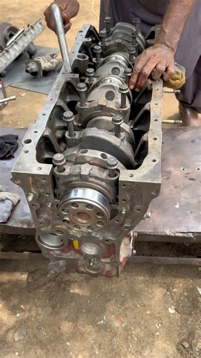 229K views · 5.1K reactions | Step-by-Step 6 Cylinder Engine Change | Expert Truck Mechanic Work | Skills man | Facebook