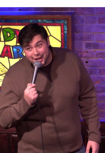 FAT. Here’s a bunch of jokes about being overweight #standup #standupcomedy #comedy