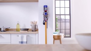 83K views · 318 reactions | ¡Compre y pruebe en su hogar la aspiradora sin cable más potente! Sin cables. Sin enredos. Las aspiradoras sin cable Dyson ofrecen una potente succión, mayor que cualquier otra aspiradora sin cable. | Dyson | Facebook