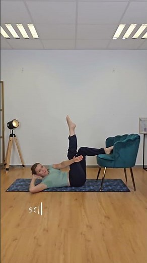 PILATES avec chaise : Abdos- Fessiers 💪