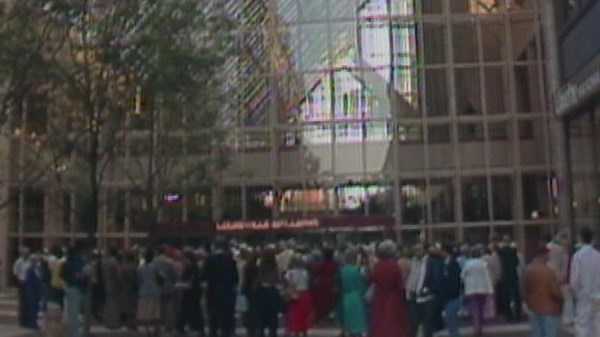The Vault: Louisville's Galleria the heartbeat of downtown