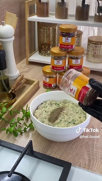 هەلبژاردەکانی بهاراتی دستار و چێژی خواردن