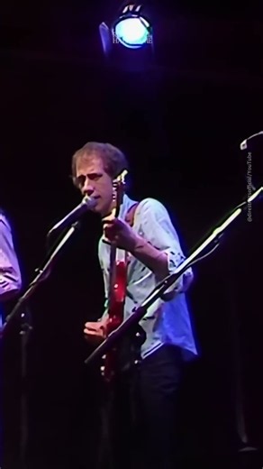 Mark Knopfler’s Ode to London: Dire Straits Perform "Wild West End" (1978)