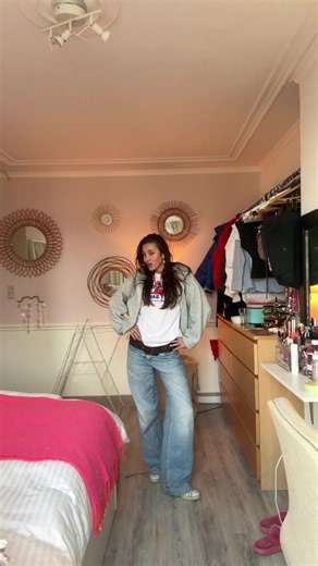 Video's van Fiene🪩🍒💖 (@fiene_castillo) met original sound - SHAE !!