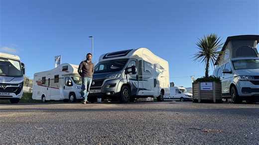 SWIFT ESCAPE 640 (2024 AUTOMATIC) 4 BERTH | 4 BELTS | ONLY 6,684 MILES NOW £1,000 OFF THE SCREEN PRICE – THIS MODEL & ALL USED STOCK The Swift Escape 640 is one of the best-balanced family motorhomes on the road — and this 2024 automatic model feels nearly new with just 6,684 miles. For a limited time, you can secure £1,000 OFF the screen price on this vehicle and every used motorhome on our forecourt. 🛋 LIVING & SLEEPING ✔️ Bright front lounge with parallel sofas & swivel cab seats ✔️ Electric