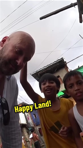 No I’m not Johnny Sins! #happyland #phillipines