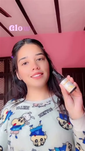 ✨ Brighten your glow, naturally! ✨ Say hello to radiant, healthy skin with Zenius Vitamin C Serum. 🌿