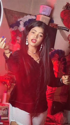 Line mat maara 😆 #viral #trending #bhojpuri | Manisha Kumari