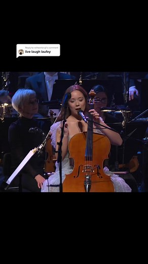 Replying to @raiheartsruji the song that started it all ❤️ | laufey valentine