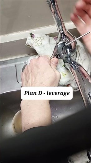 Fixing a leaking Delta faucet - corroded stuck!