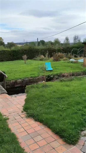 Les p'tits cousins aiment décidément beaucoup les planchers de céramique! | Slater et fils