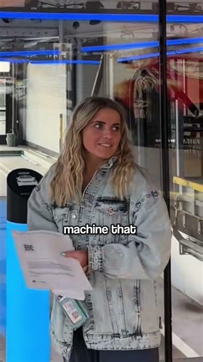 This German Car Dealership Replaced All Its Staff With Coins 🚗