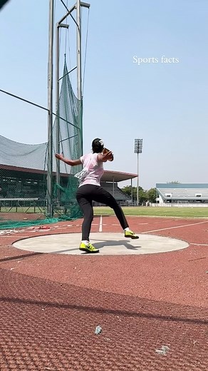 Sports Facts on Instagram: "Discus throw u20 girl . . . . . . . . . #athletics #reels #throw"