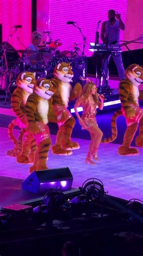 🎤 SHAKIRA 🔥 'ZOO' 🦁 EN VIVO ⚡ LMYNL WORLD TOUR en LA 🐺 El ÉXITO de ZOOTOPIA 2 ENLOQUECE al FANDOM 🤯