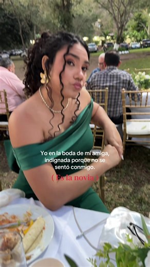 Momentos divertidos en la boda de mi amiga