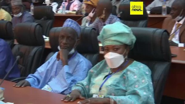 Guinea kicks off referendum amid media crackdown