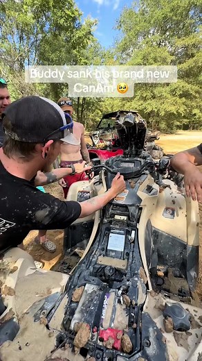 Ugh 😭 #canam #canamoutlander #xmr #offroad #mudding #atv #sunk #honda | ATV driving