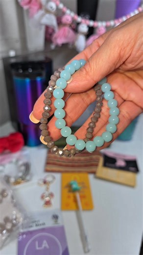 Kimberly Lewis scooped up some awesome items & a full ball play in her order! Check it out!🤩 Order yours at EnchantedString.com ✨️ #mysteryscoop #MysteryMagic #asmr #luckyscoop #mysterybox | Enchanted String