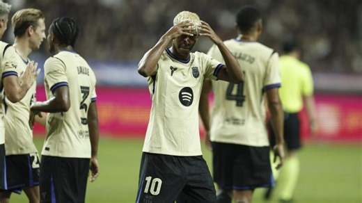La nueva celebración de Lamine: se pone la corona