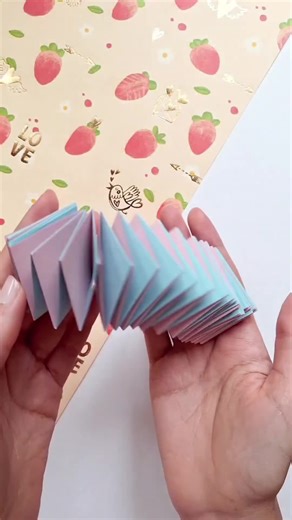 papercraft slinky ☺ #diy #papercraft #origami #crafts #idea