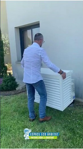 Habillez votre extérieur avec un cache clim !