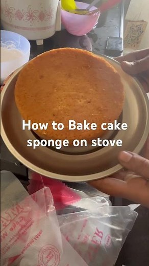 How to bake a cake on gas stove without oven - Mommy Bakes Home Baker #homemadecakes #egglesscake