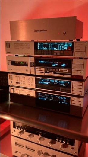 Pink Floyd Spinning On Pro-ject P1 Turntable, Audio Technica VM740XML Phono Cart, Mnpctech ISO Feet