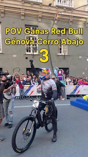 Descenso extremo en Red Bull Génova Cerro Abajo con Tomas Slavik