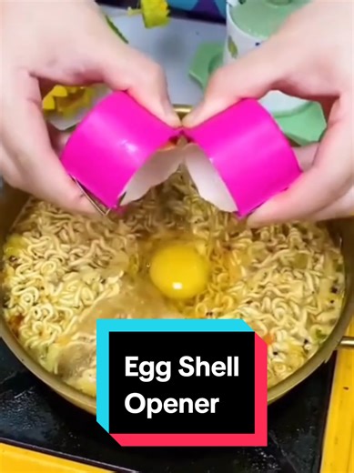 Easy job in the kitchen 👍 #eggshell #opener #kitchen #telurgoreng