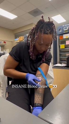 589K views · 5.4K reactions | Drawing yourself with a straight needle is next level skills 勞 | Marilyn Claire | Facebook