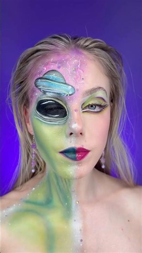 INSANE ALIEN MAKEUP TRANSFORMATION 👽🛸 #creativemakeup #makeuptransformation #makeupartist