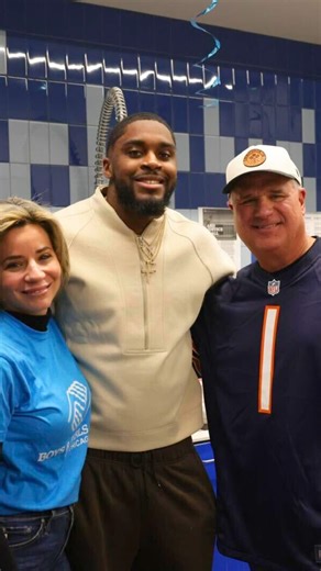 Jaylon Johnson on Instagram: "No stranger to the kitchen, but this one hit different. Cooking, laughing, and learning with 20 sous chefs from The Boys & Girls Club (@bgcchi) alongside @cookingwith_darryl. #RAREBREED"