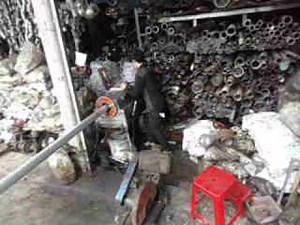 working of pipe threader machine