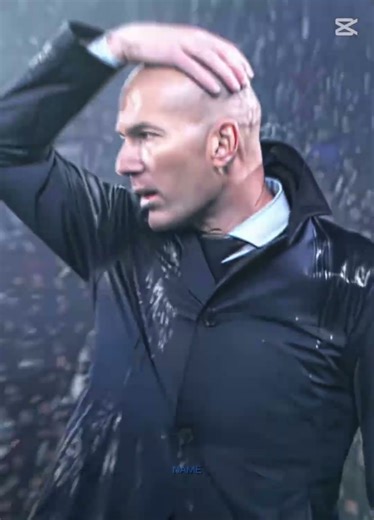 But how he is 41 years and hi is doing a coppy of his￼￼ bycicle ￼kick vs Juventus