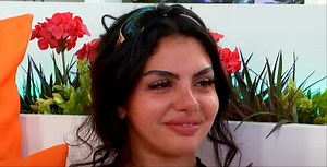 'Love Island' Huda Mustafa Has A Mental Reason To Act 'Crazy', Expert Says