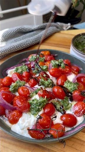 Burrata Pesto Dip