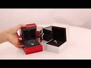 Piano gloss ring box with LED lighting,LED illuminated high-gloss jewelry box for rings