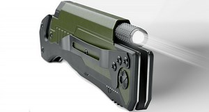 The Off-Grid 5 in 1 Survival Knife is Ready for Anything