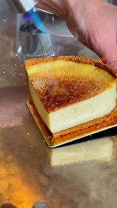 27K views · 203 reactions | Les MEILLEURS FLANS de Paris ?!  Partage ton adresse de flan préférée en commentaire  ——————— #flan #cookie #croissant #patisserie #pâtisserie #chocolat #gateauchocolat #parisfood #parisfoodguide #instafood #pastry #gourmandise #patissier #pastrylover | sucre_story_ | Facebook