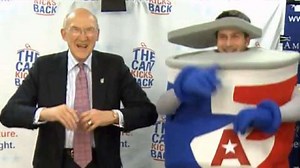 Alan Simpson goes 'Gangnam style'