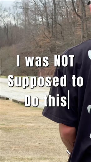 I never do this… #flyingdisc #discraftdiscs #discgolftips #discgolf #frisbeesport