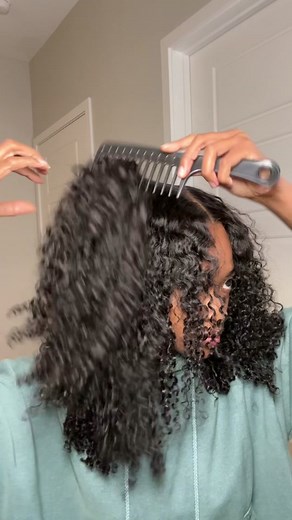 This curl pattern is so pretty! 18inch kinky curly glueless wig only $93 from @FORGIRLFOREVER WIG 🩵🩷 CODE: Lyria, link in my bio! #wiginstall #ForgirlForeverhair #fyp #gluelesswig #weargowig #Gluelesswiginstall #blackgirltiktok #kinkycurlywig #tiktokshop