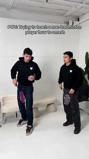 Teaching Non-Badminton Players to Smash in Badminton