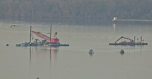 DC plane crash: Wreckage removal begins Monday