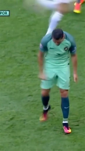 880K views · 5K reactions | Christiano Ronaldo most tudta meg, hogy a Forbes listája alapján hogyan is áll Mészáros Lőrinchez képest… #mészároslőrinc #Forbes #leggazdagabb #magyar | Újpesti Hírmondó | Facebook