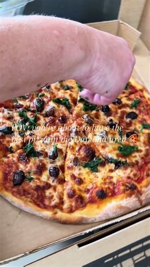 A Custom pizza with Kalamata olives and spinach ✨ An elite combo that’s perfect with every bite. #fyp #daytonabeach #pizzalover #italian #fypシ